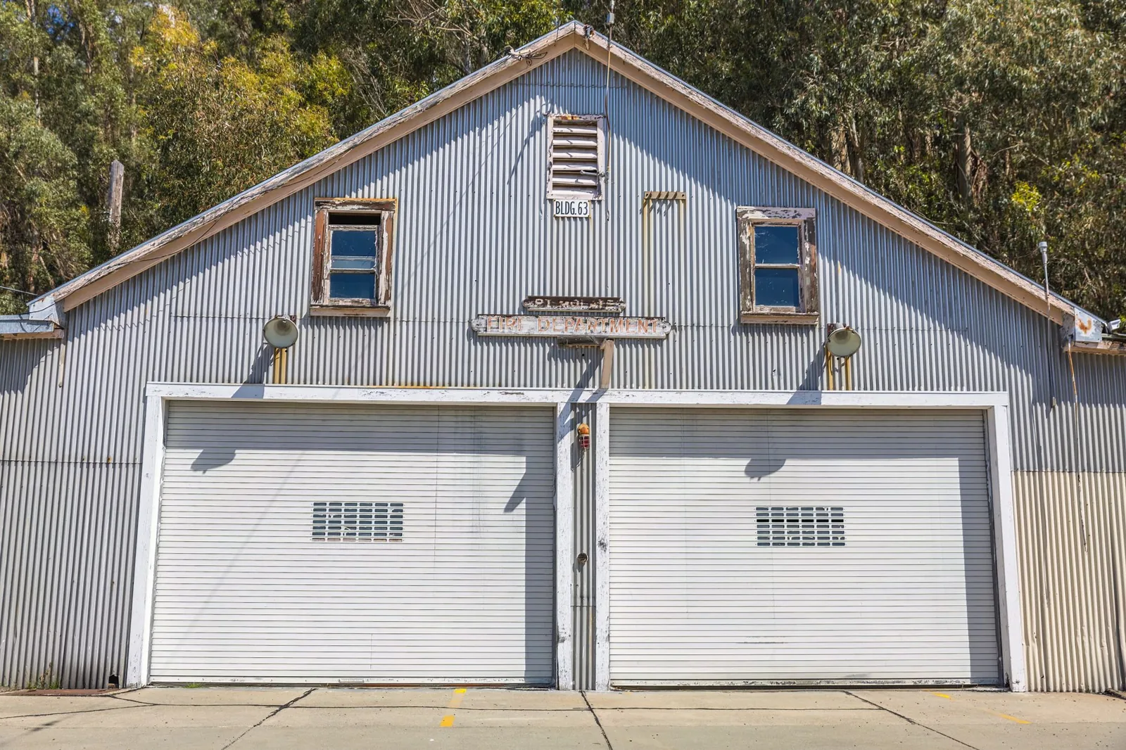 Detached garage cost per square foot ranges from $40 to $70 depending on finish level and materials