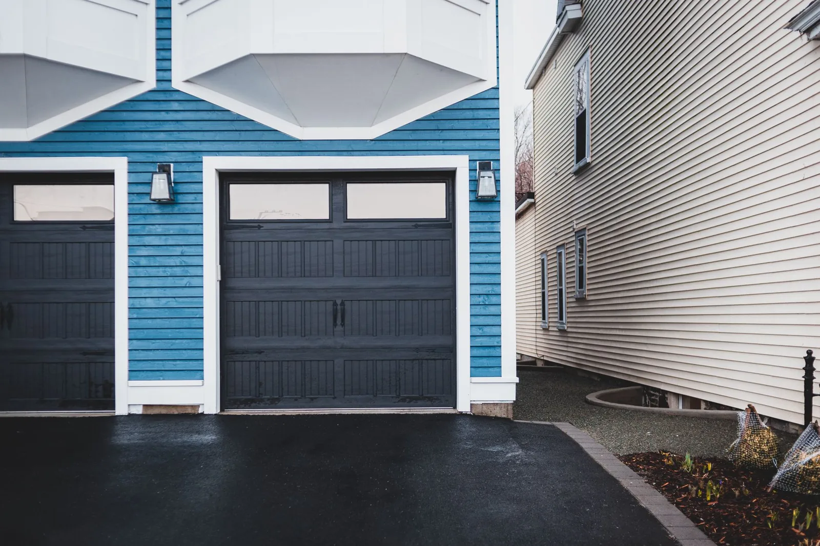 how much does it cost to build a detached garage