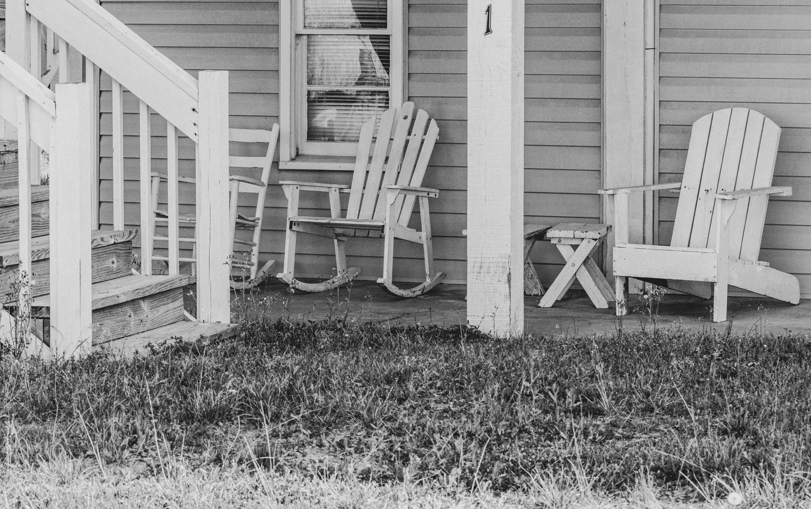 front porch cost to build by material and size