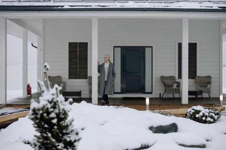 Front Porch vs Deck: Which One Belongs on Your Home?